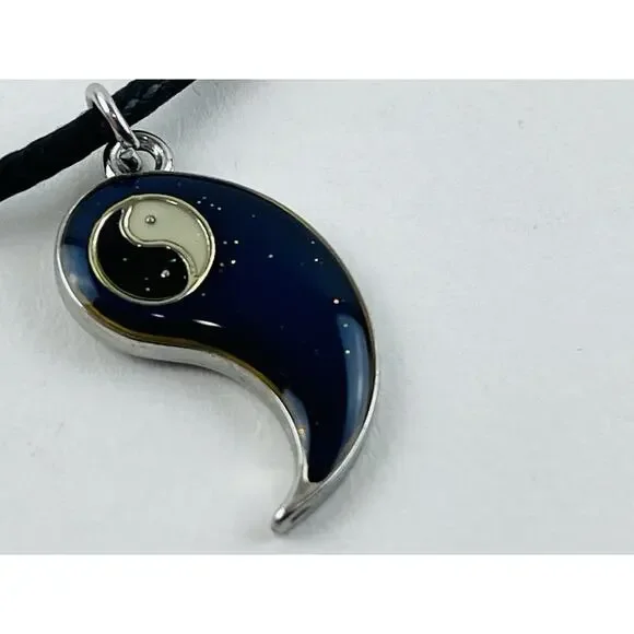 Claire’s Green Blue Purple Pendant Mood Yin Yang Moon Choker Necklace Costume Ch - Picture 13 of 16